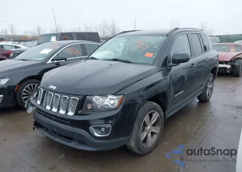 2017 Jeep Compass High Altitude Fwd z USA, uszkodzony, nr VIN 1C4NJCEAXHD156234